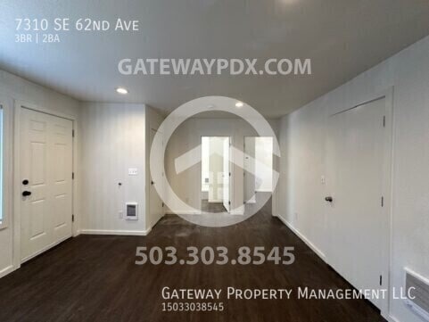 Building Photo - 7310 SE 62nd Ave