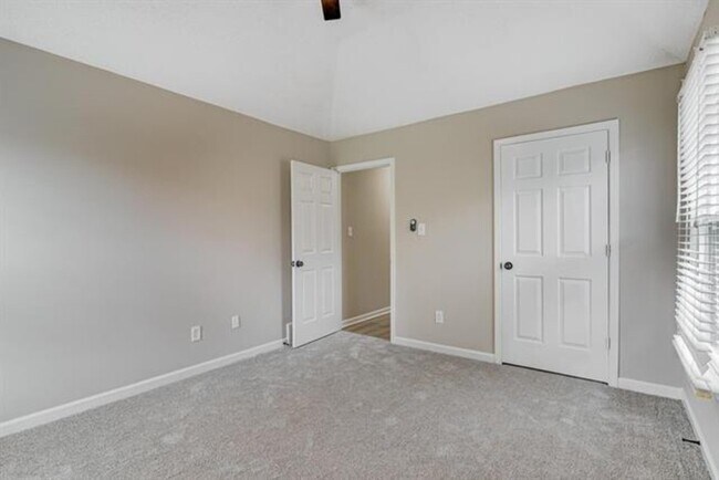 Building Photo - 1937 Ada Ln