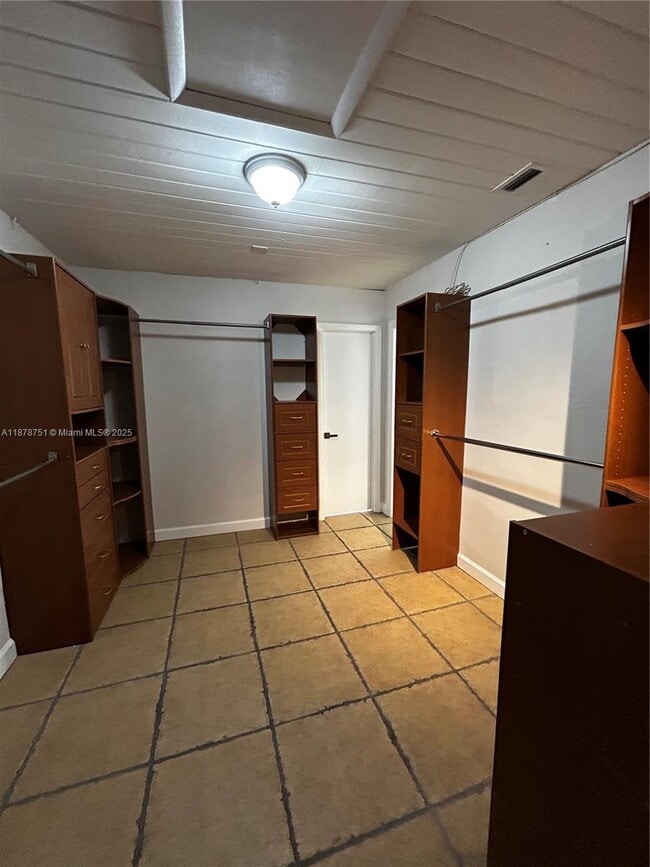 Building Photo - 1320 SW 102nd Ct