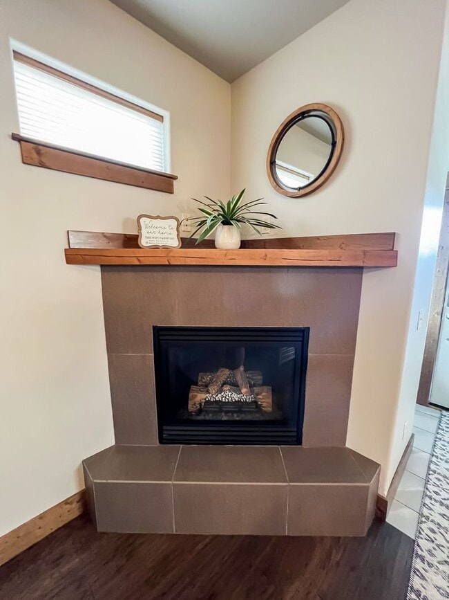 Building Photo - Charming Downtown Retreat: A Unique Blend of Urban Living and Montana Charm in Bozeman