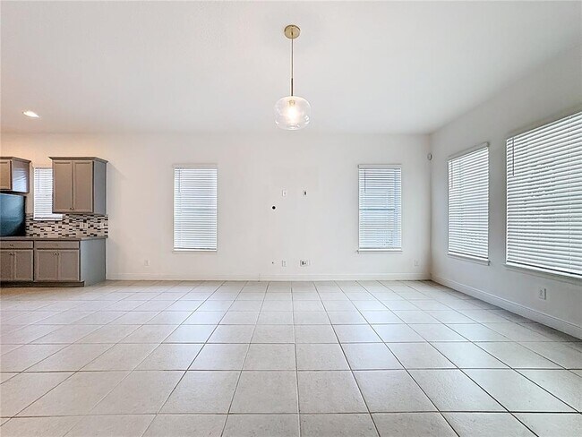 Building Photo - 8250 Nemours Pkwy