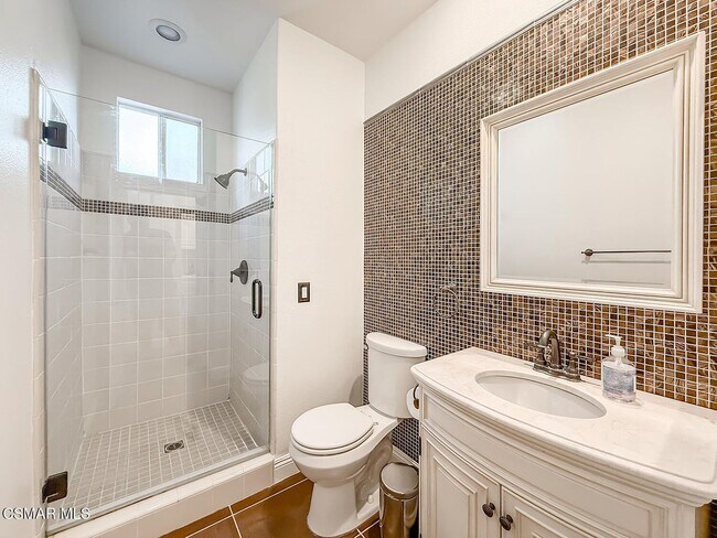 Building Photo - Beautiful Light and Bright Dos Vientos Home featuring 4 Bedrooms + 3 Bathrooms