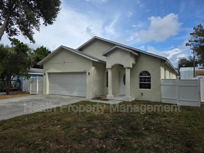 Building Photo - 5157 Rena St