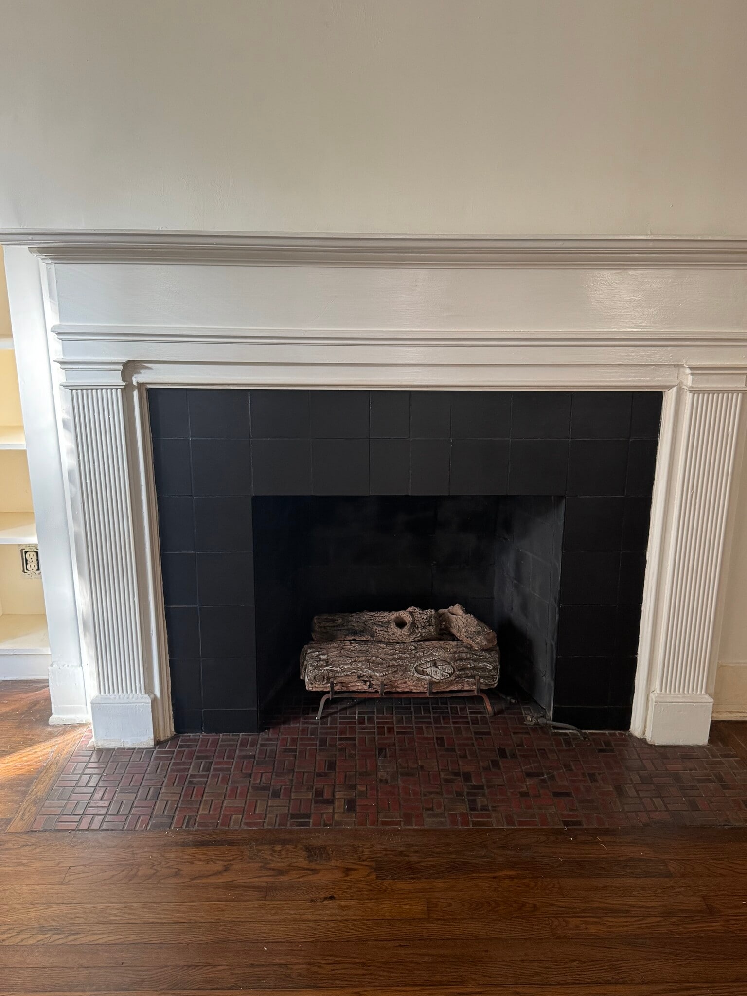 Building Photo - 509 Thorn Pl