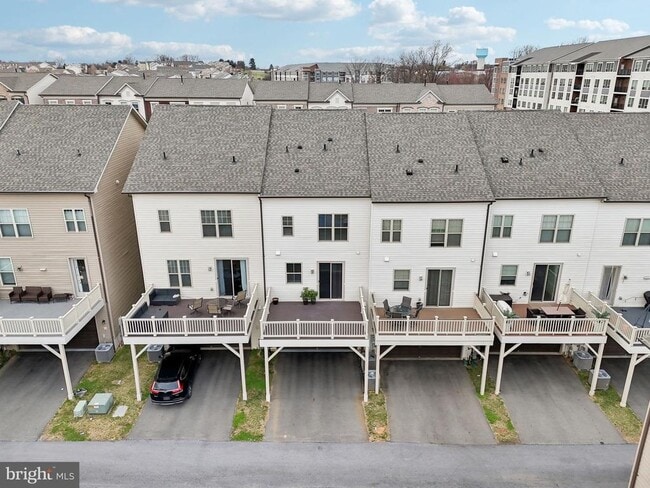 Building Photo - 13706 Petrel St
