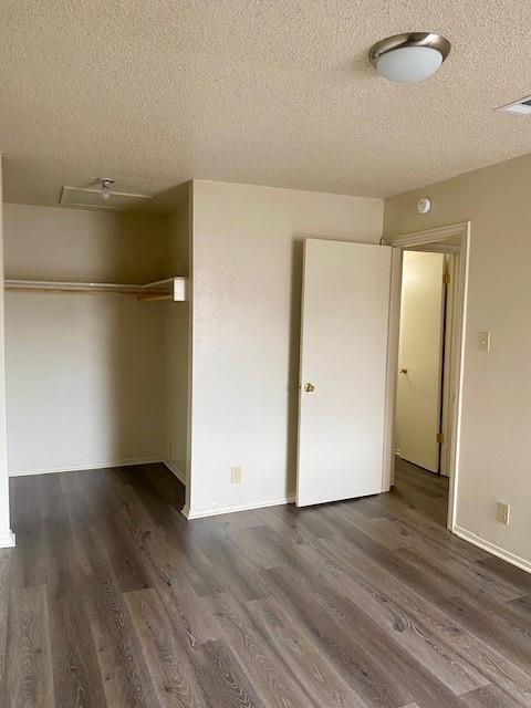 Building Photo - 3001 Parker Ln