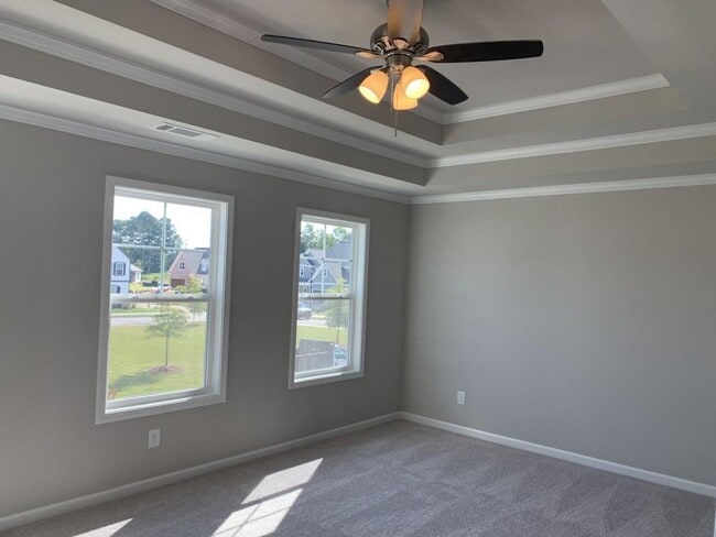 Building Photo - 5203 Addison St