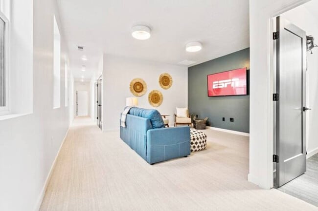 Building Photo - 1530 S Denver Ave