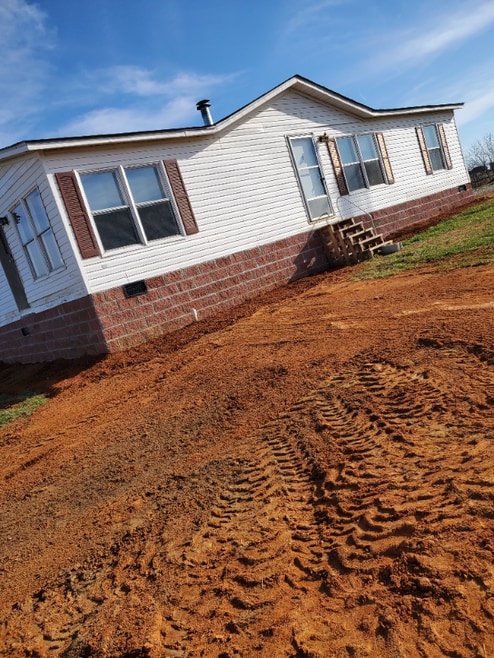 Building Photo - 4823 Drake Rd