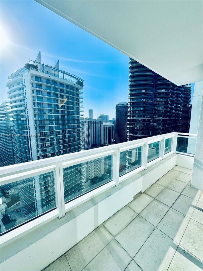 Building Photo - 1080 Brickell Ave