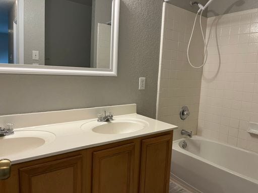 Building Photo - 4522 Roxio Dr