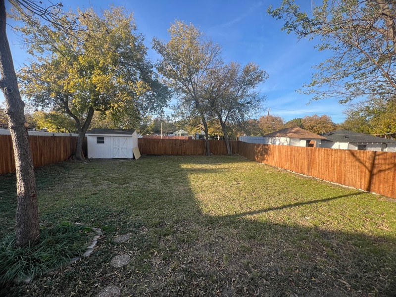 Building Photo - 1607 Lansford Ave