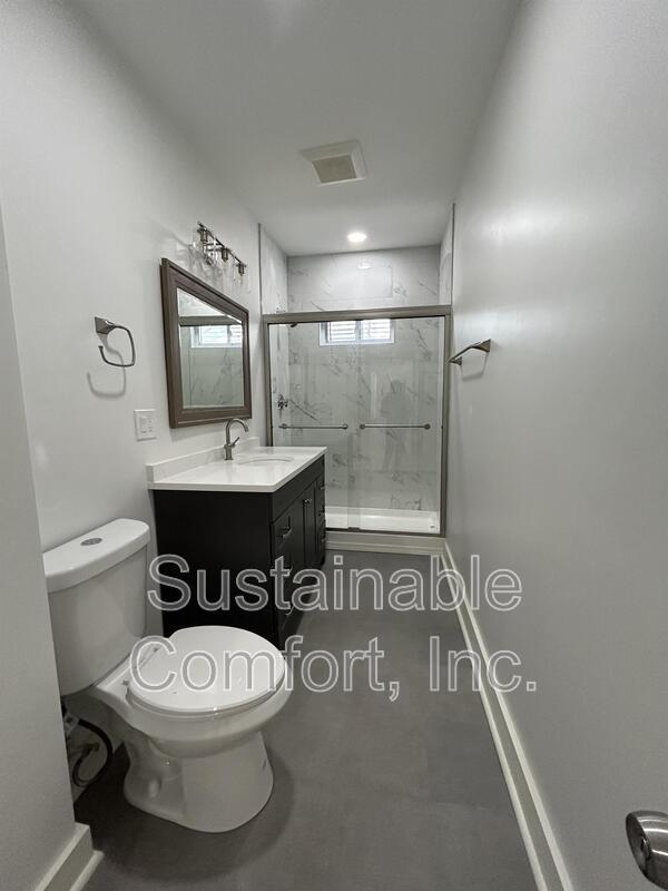 Building Photo - 71 Paine St