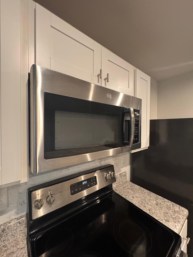 Building Photo - Beautiful 4-Bed, 2.5-Bath Home in Lyman – ...