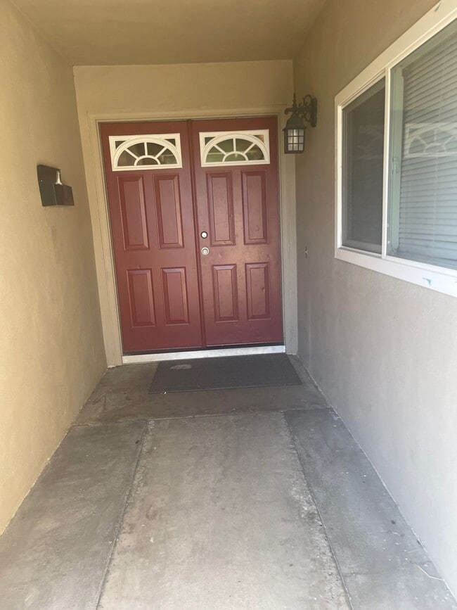 Building Photo - Nicely Maintained 4 bedroom House by Walerga