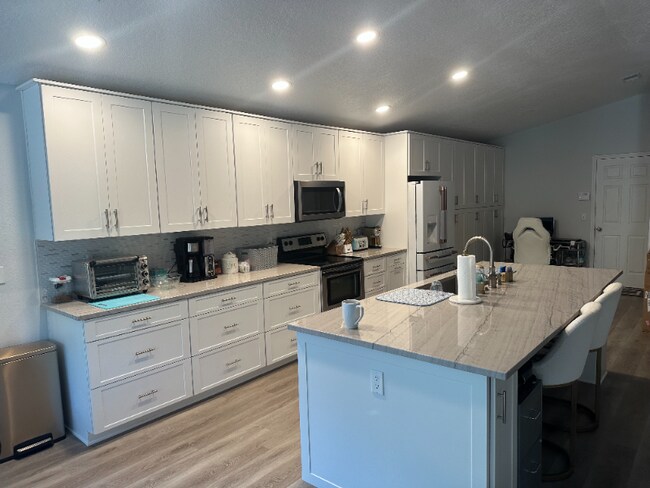 Building Photo - 321 Tavernier Dr