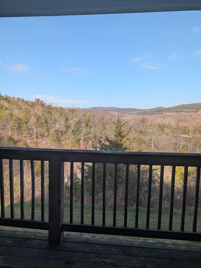 Building Photo - Walk-In Level 3 Bedroom, 2 Bath Condo in The Vineyards!