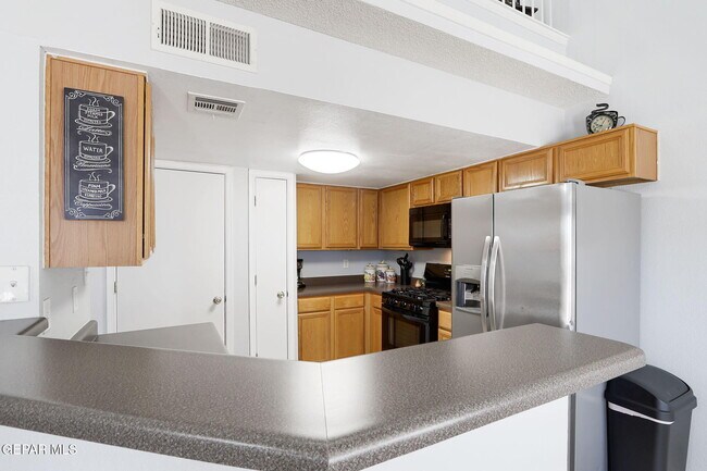 Building Photo - 240 Summerbrooke Ct