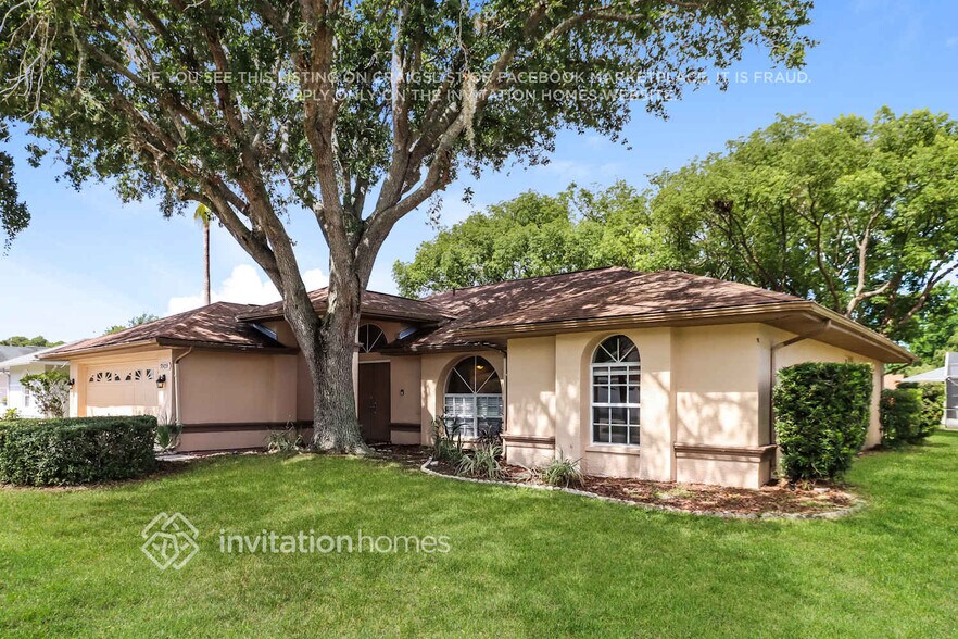 Building Photo - 5909 Redhawk Dr