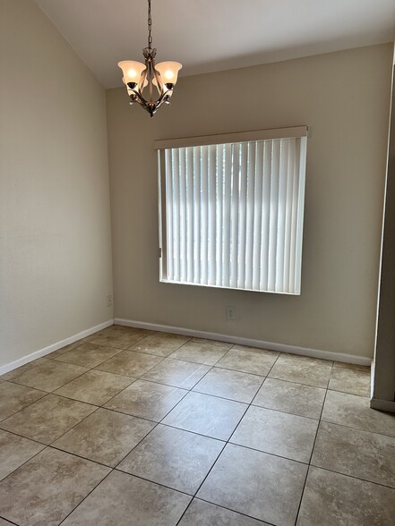 Dining - 408 N Imperial Ave