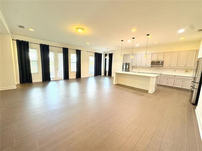 Building Photo - 4645 Butler National Dr