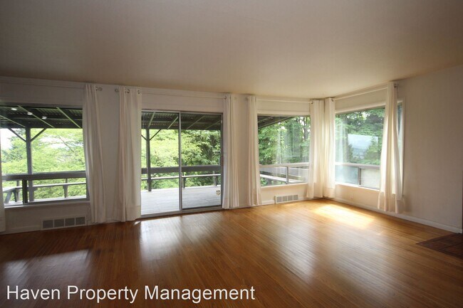 Building Photo - 2 br, 1.5 bath House - 10831 Aqua Way S Un...