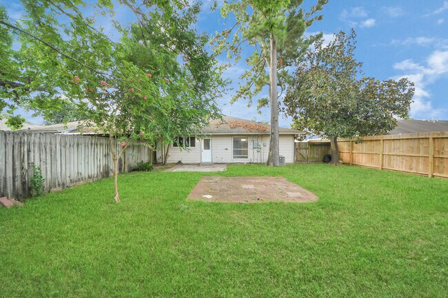 Building Photo - 26722 Cypresswood Dr