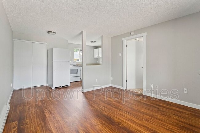 Building Photo - 13000 NW Cornell Rd