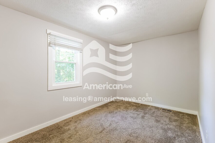 Building Photo - 1805#1807 Columbia Avenue, 45042; #702445 ...