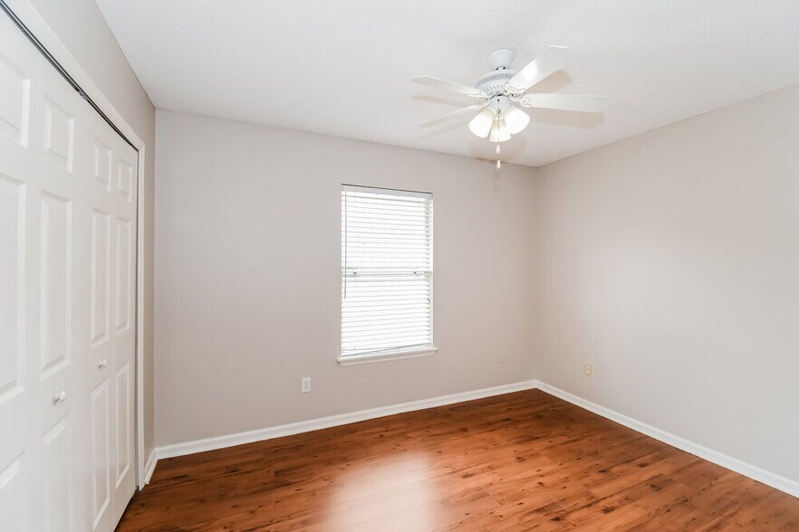 Building Photo - 5331 Whitecastle Ct