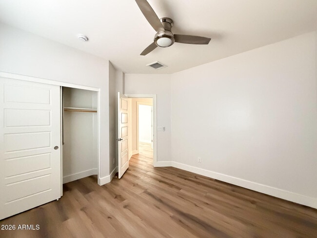 Building Photo - 5145 E Hash Knife Draw Rd