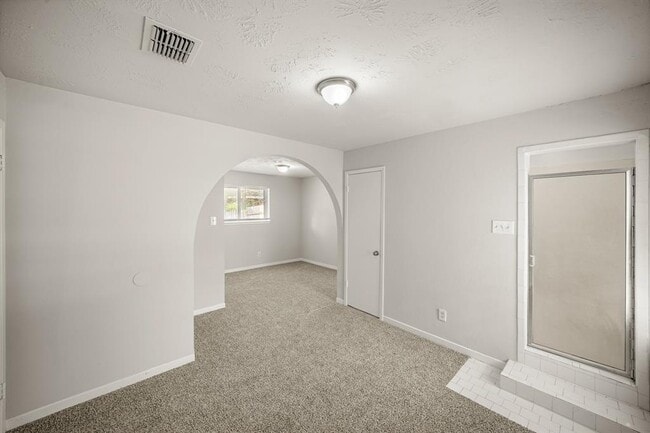 Building Photo - 11017 Lera St