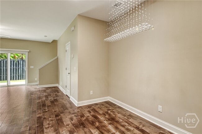 Building Photo - 303 Ferguson Ln