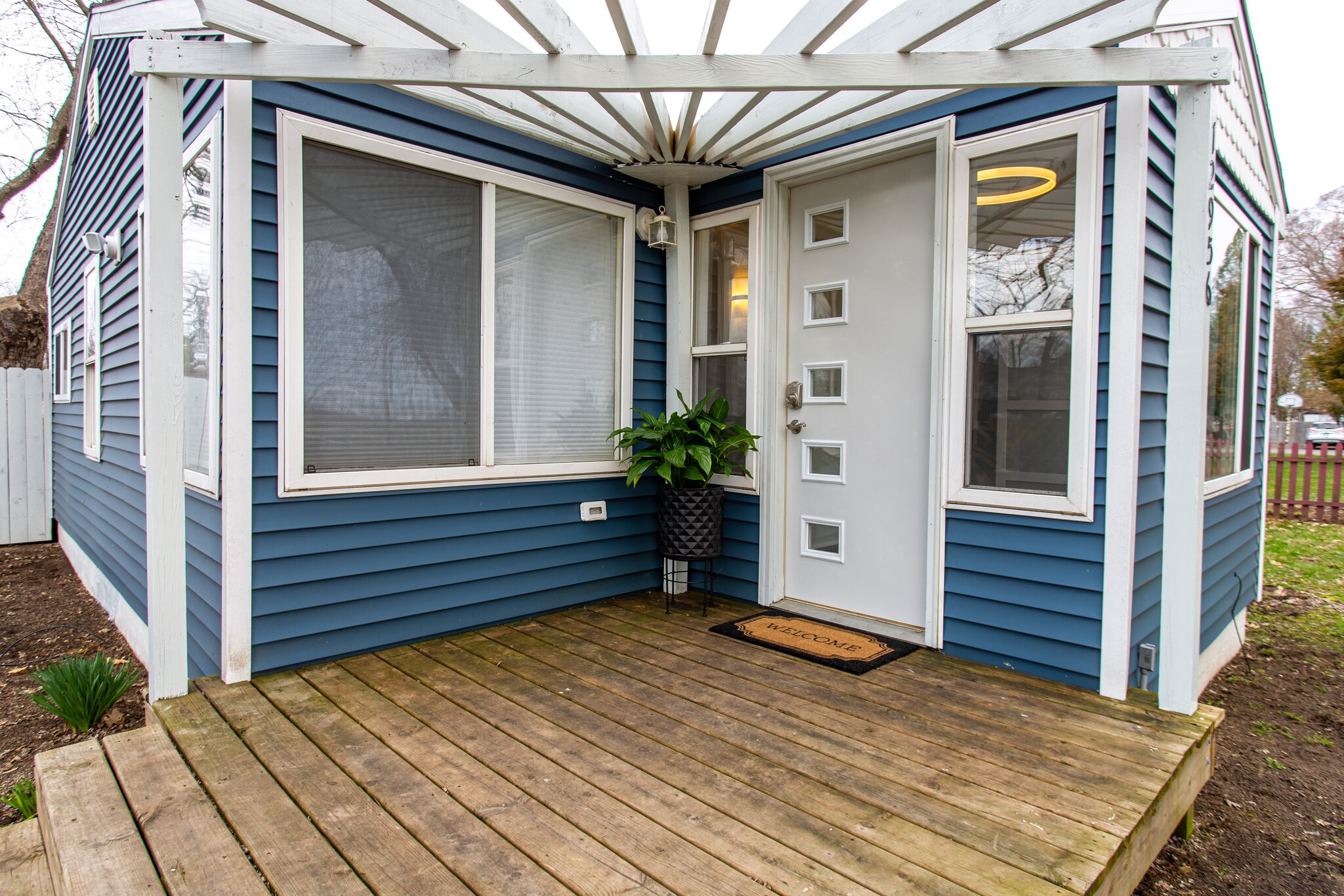 Building Photo - 12956 Portage Road