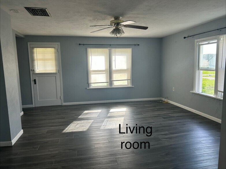 Building Photo - 5625 Flag Rd