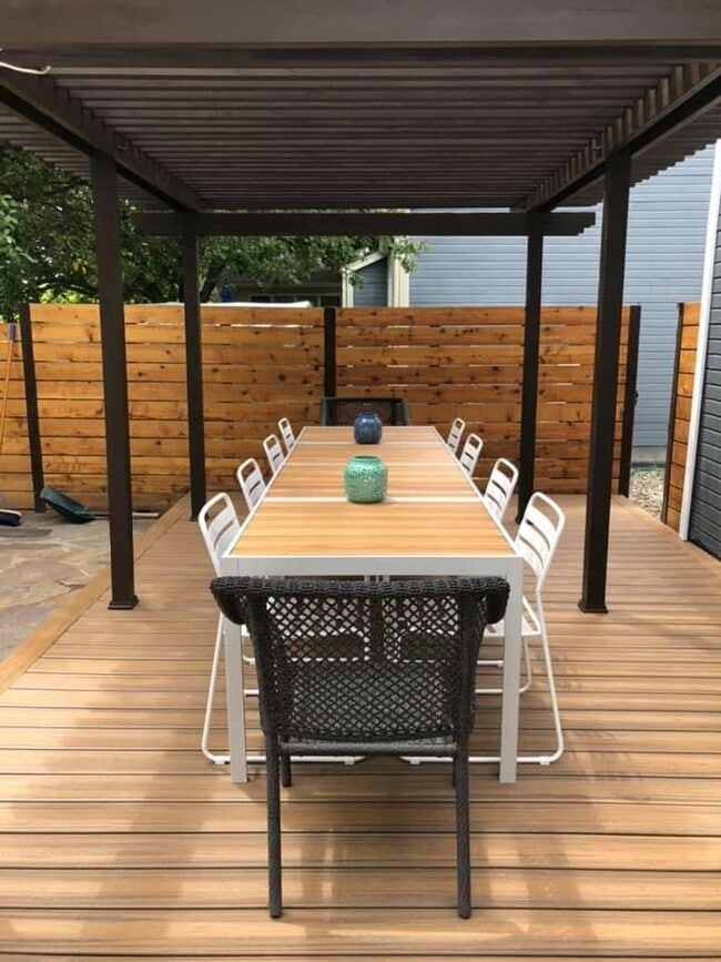 Building Photo - 1817 Tyler Ave