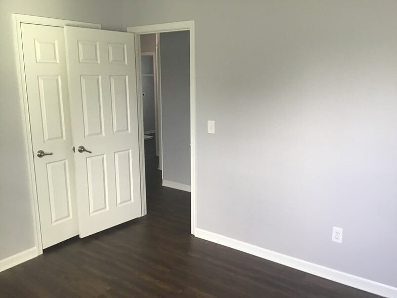 Building Photo - 1141 Promenade Dr