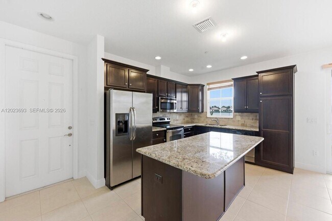 Building Photo - 3065 Tortola Way
