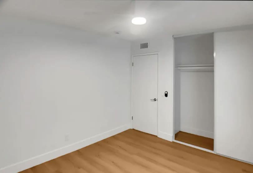 Building Photo - 953 S Ridgecrest Cir