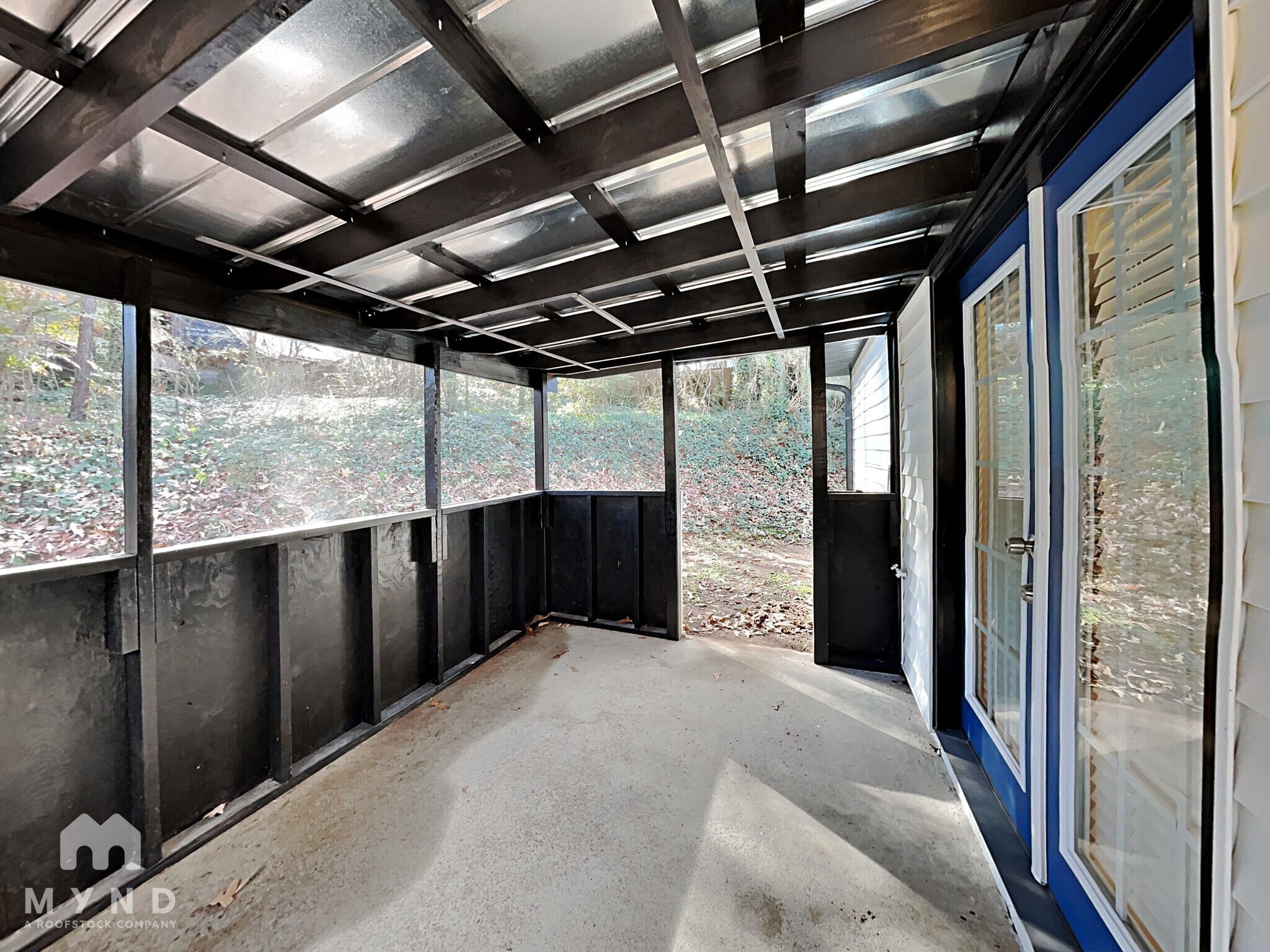 Building Photo - 325 Morris Dr SE