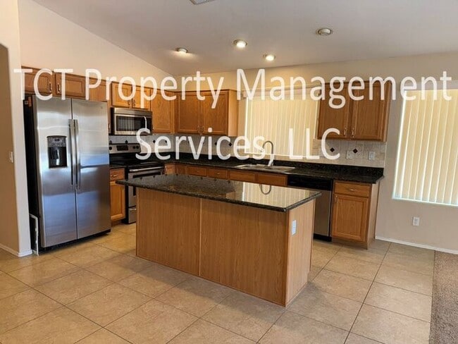 Building Photo - Spacious 4 Bedroom Home In San Tan Valley!