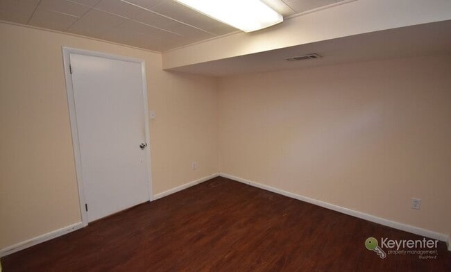 Building Photo - 981 Limekiln Rd