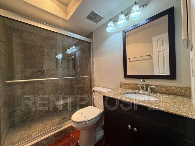 Building Photo - 1103 Dappled Elm Ln