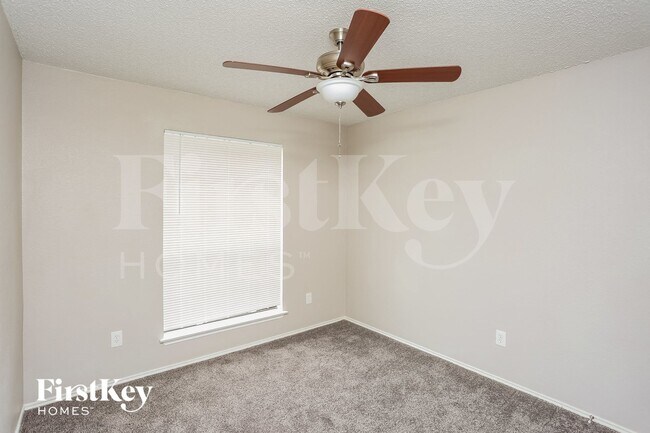 Building Photo - 1269 Roan Dr
