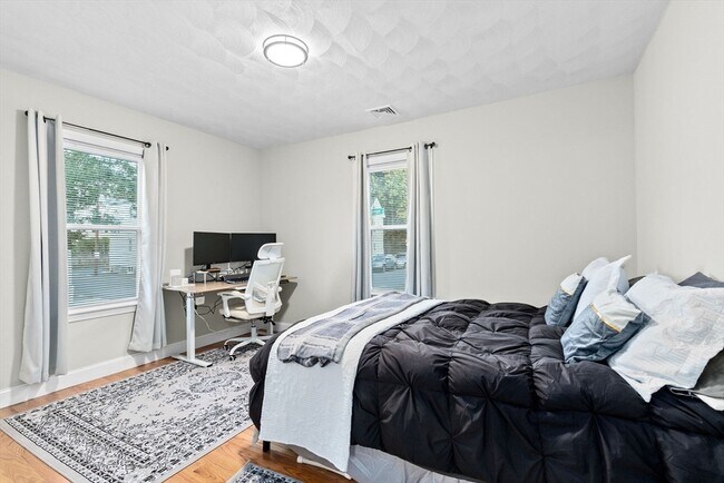 Building Photo - 57 Buffum St