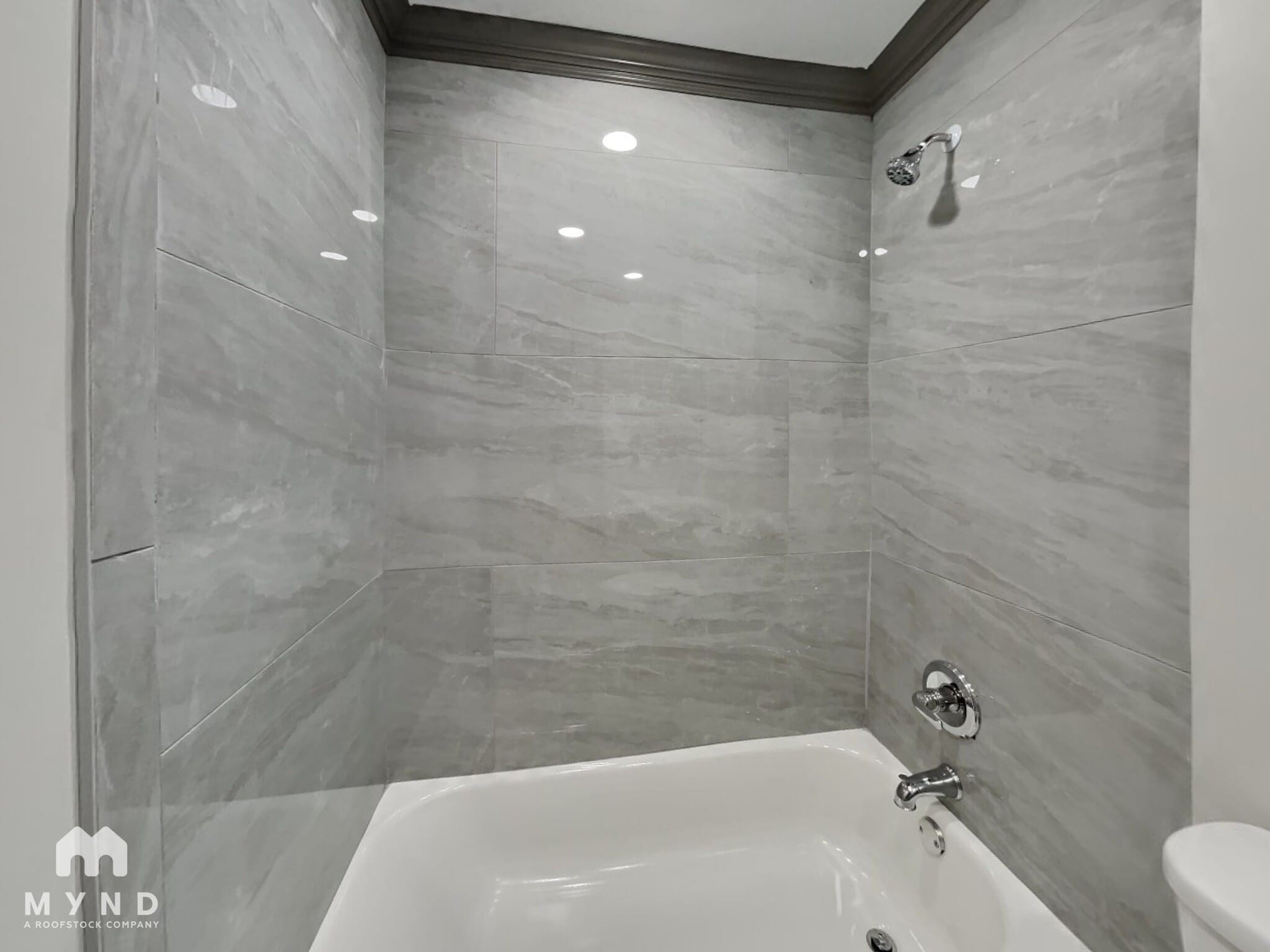 Building Photo - 5373 Solitaire Way