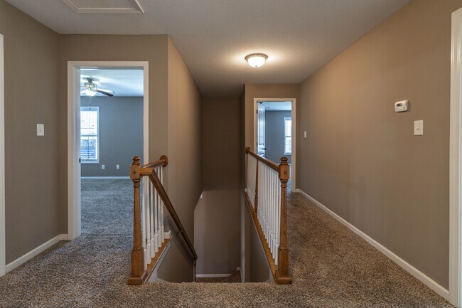 Building Photo - 2715 Honey Hill Rd