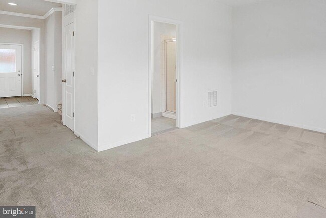 Building Photo - 43316 Novi Terrace