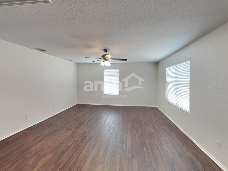 Building Photo - 6163 Brandys Farm
