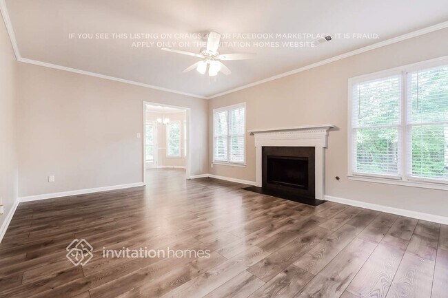 Building Photo - 1205 River Overlook Dr NW